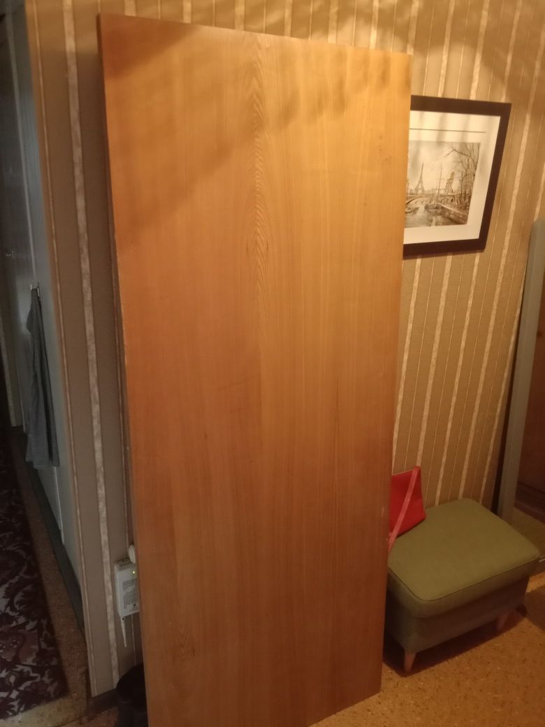 Продам межкомнатные двери