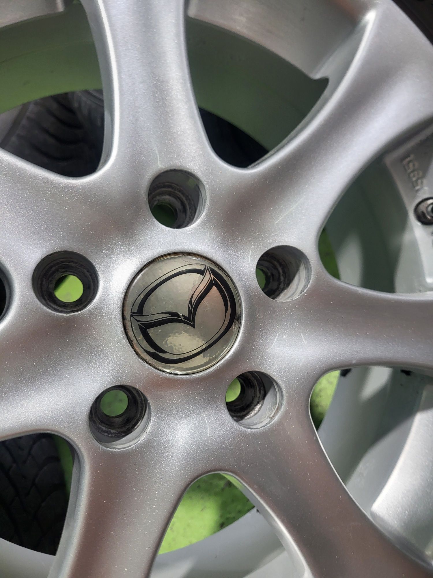 16 5x114.3 Mazda Kia Hyundai лети джанти 5х114.3