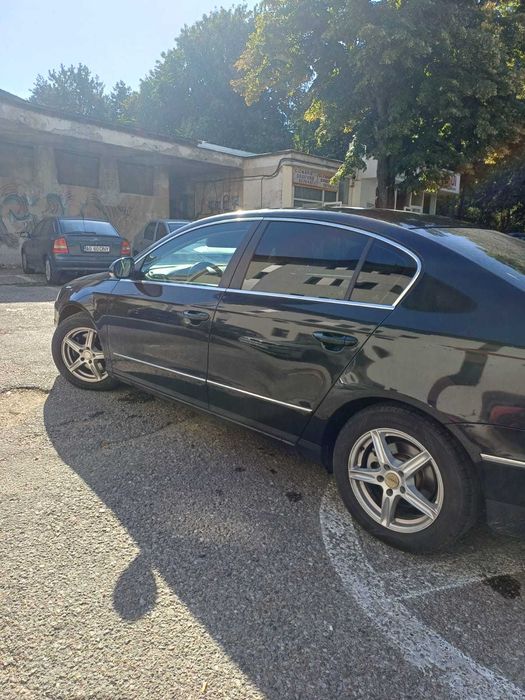 Vând Volkswagen Passat