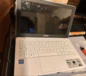 De vanzare Asus si Lenovo