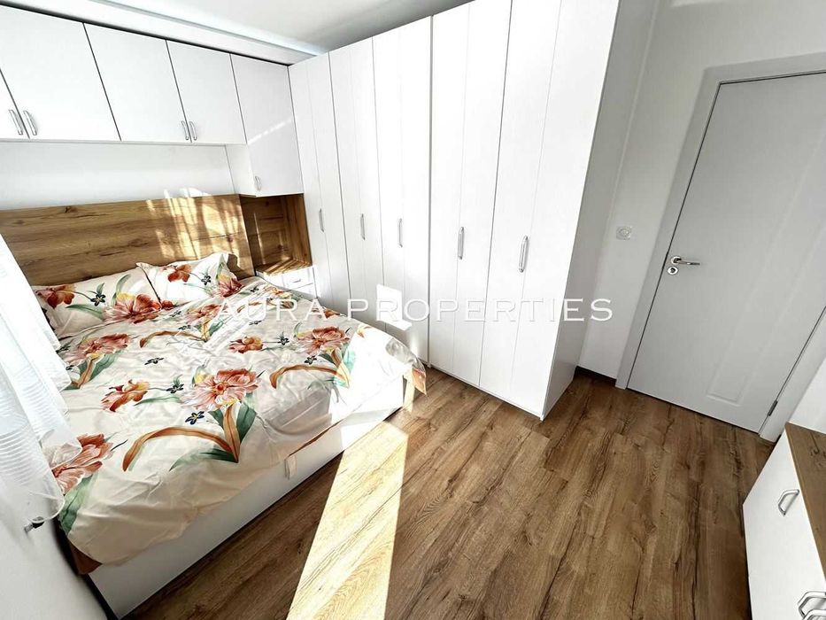 Продава се Тристаен апартамент в Разград, Житница - 90 кв.м за 9 €/кв.м - Снимка #5