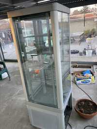 Професионална хладилна витрина - минусова (фризер)