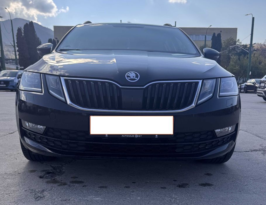 Skoda Octavia 1.6 TDI Ambition DSG 2018 • 149.000 km • Set roți iarnă