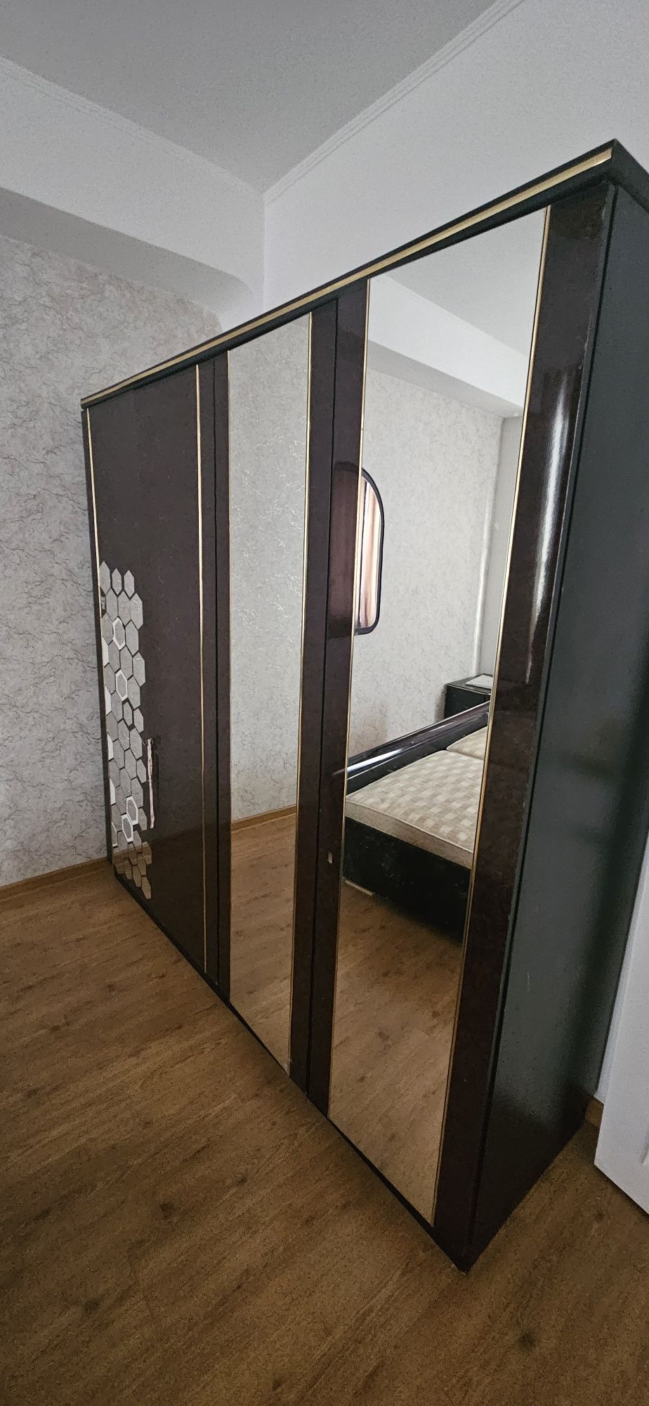 Шкаф для одежды б у, разобран