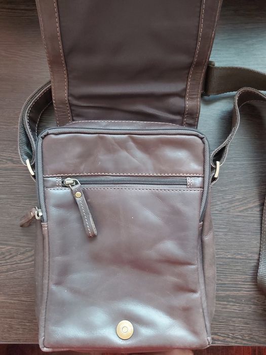 Продам сумку мужскую. Кожа.