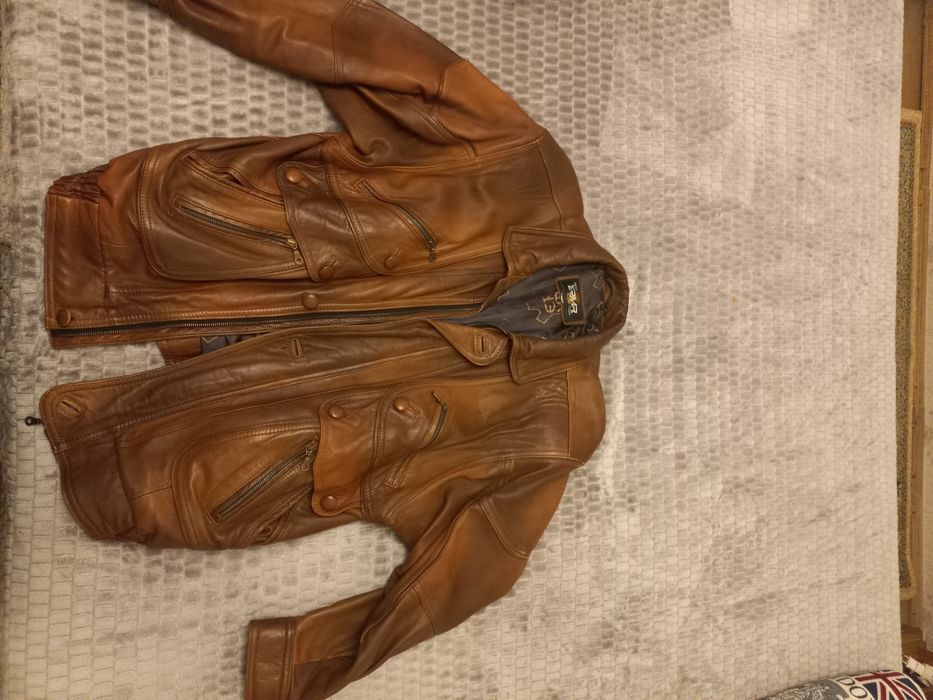 Greacă de piele maro 54