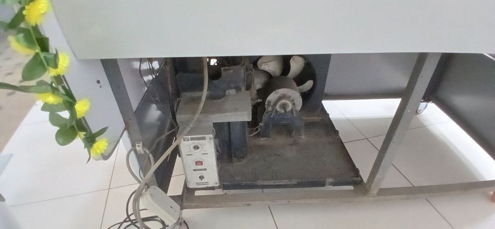 Холодильник сотилади