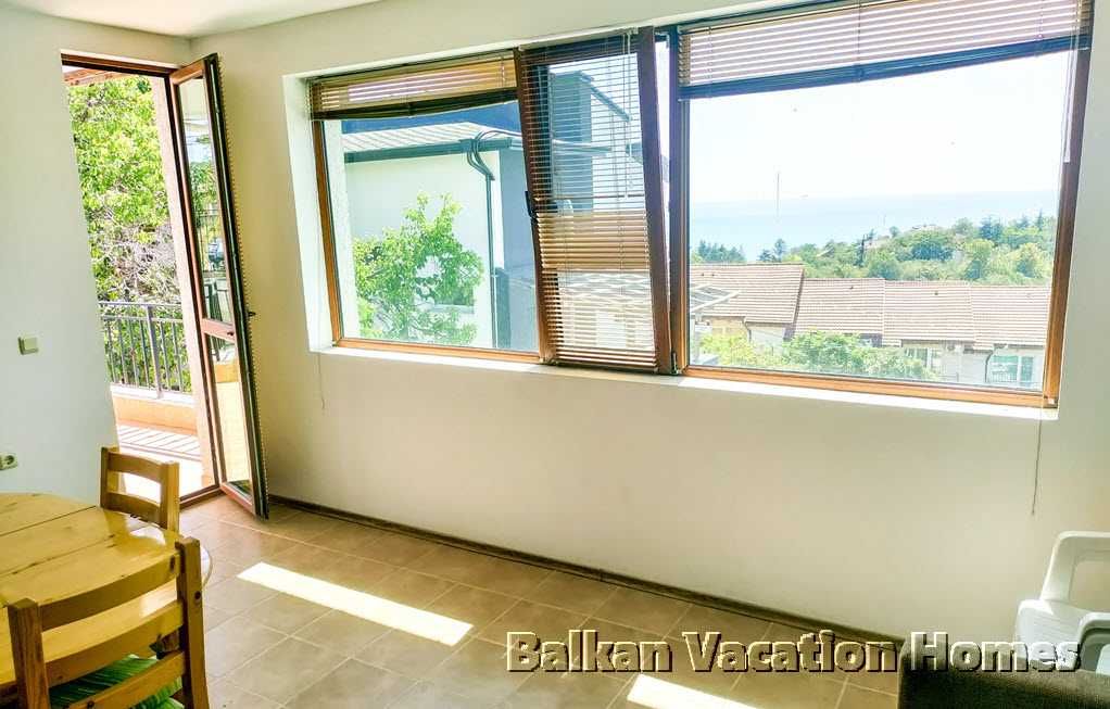 Продава се Тристаен апартамент в Балчик - 94 кв.м за 1062 €/кв.м - Снимка #3