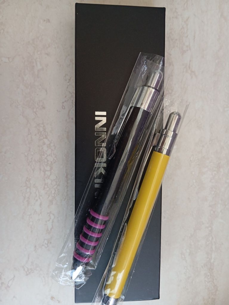 Etui pixuri/ stilouri, nou