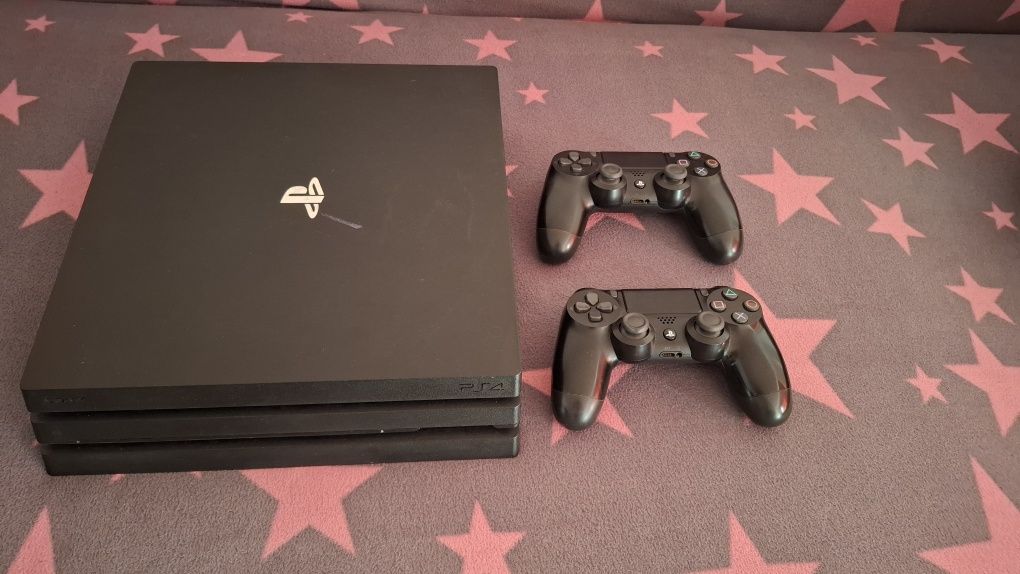 Ps4 Pro + PS Plus 3 luni pret Fix