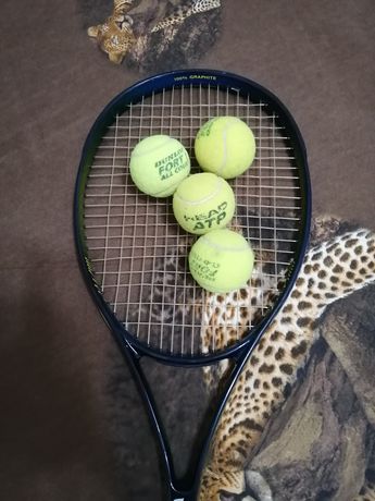 Vând rachetă de tenis pentru juniori