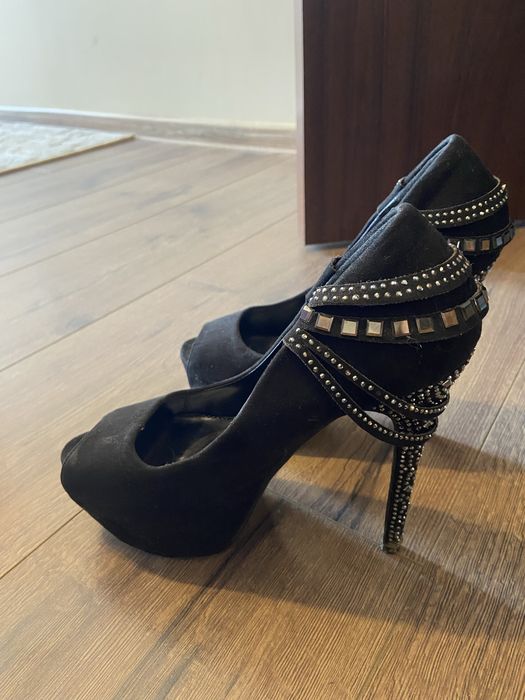 Официални Обувки с висок ток