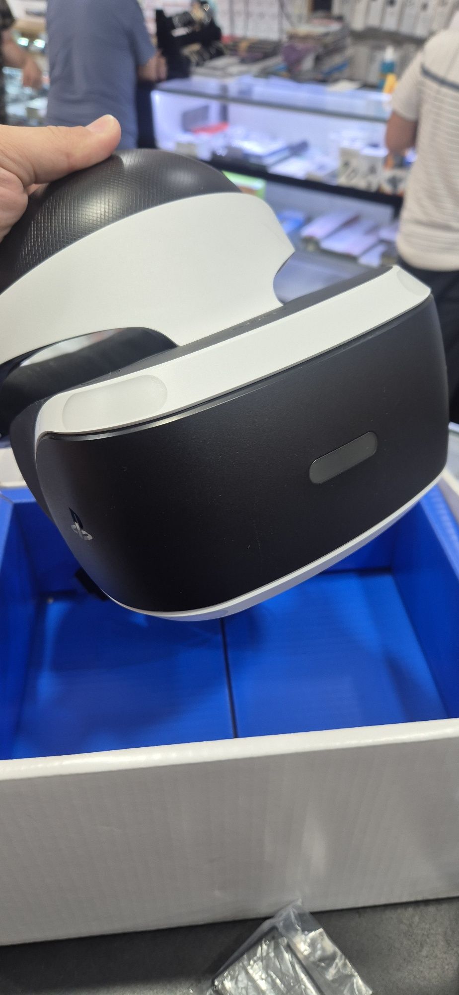 Playstation VR .в отличном состояний!! 2 ревизия с наушниками