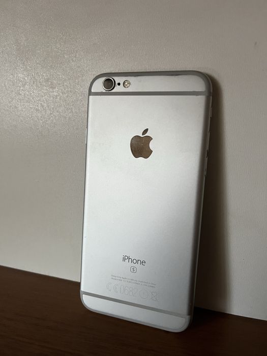 Телефон Iphone 6s