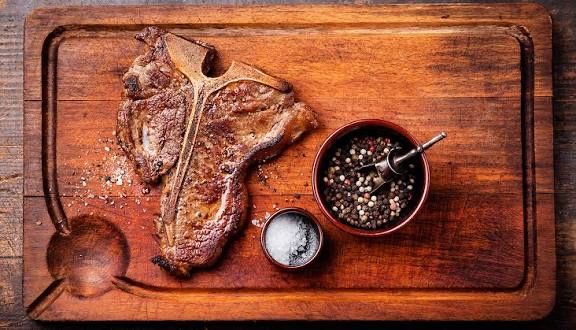 Продам мясо, всегда свежее, вкусное, в наличии и доставка по городу!!!