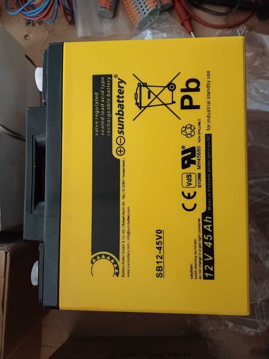 Vand baterii noi VRLA cu certificare VdS 12V 45Ah SUNBATTERY