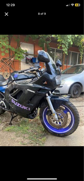 Motocicleta Suzuki GSX600F