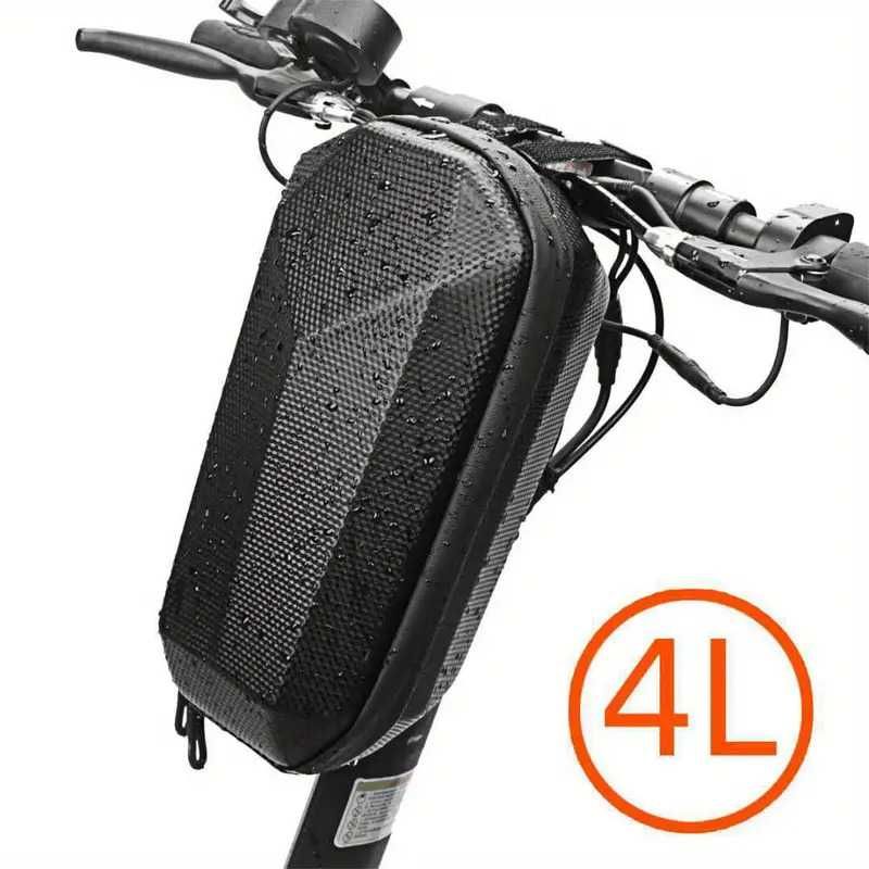 Универсална чанта за електрически скутер CARBON, 4L, Черна / Сребриста