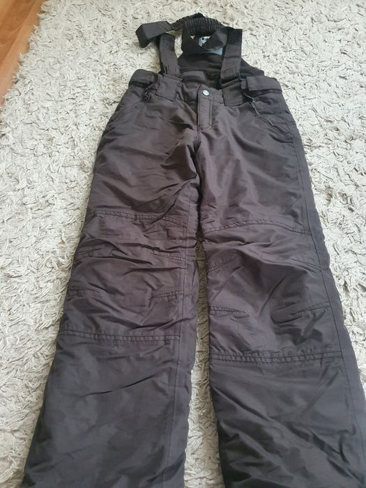 Pantaloni pentru ski