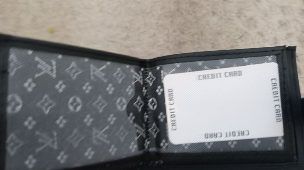 Нов мъжки портфейл портмоне boss, Louis Vuitton armani
