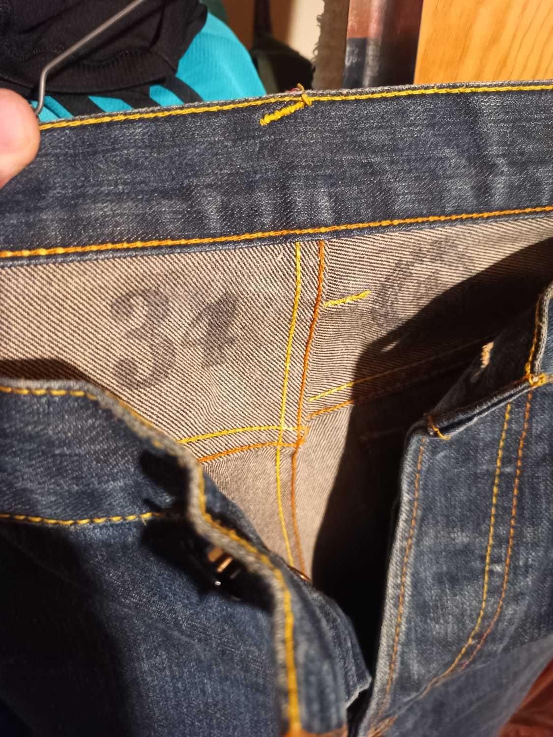 RMC Jeans – Denim Premium pentru Un Stil Autentic