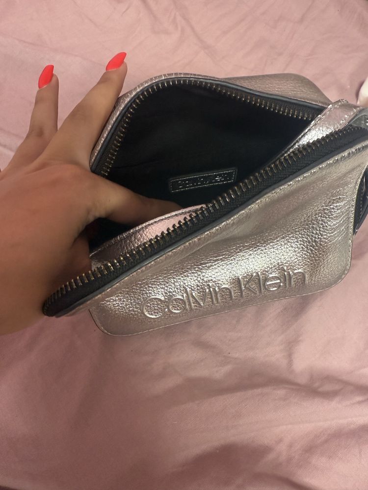 Дамска Чанта Calvin Klein