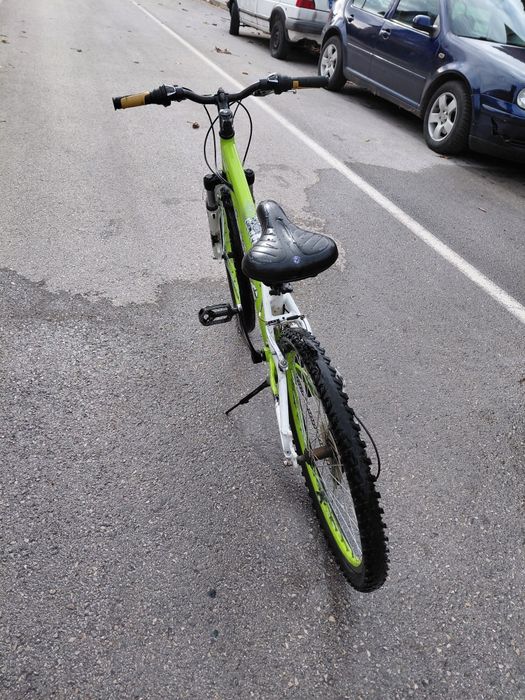 Продавам Cross graffito