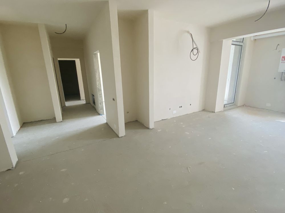Apartament 3 camere/ 77 mp/ West Peak/ Zona Vivo