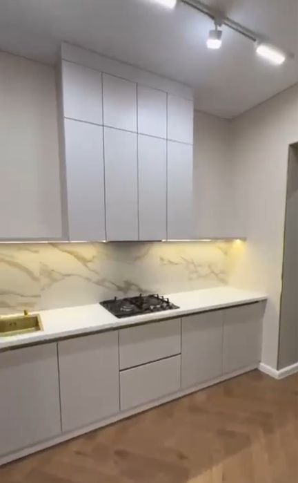 2 комнатная Номад сити 75 кв. забронируй на стадии ремонта