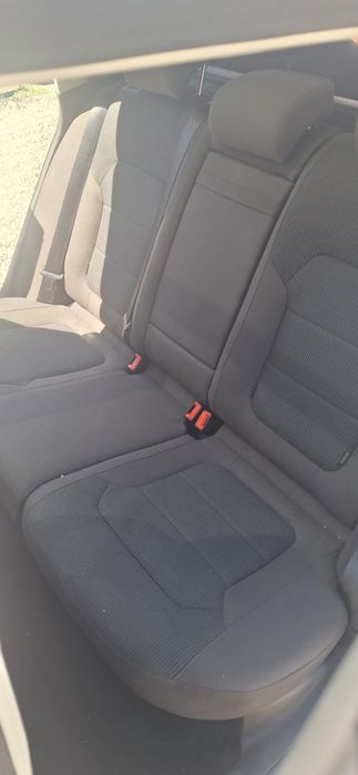 Vând interior passat b7 textil