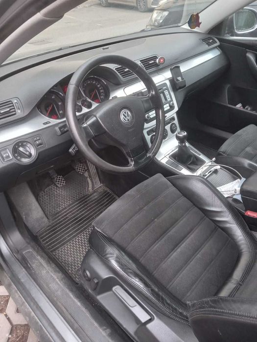 Vând Wolkswagen-Passat B6