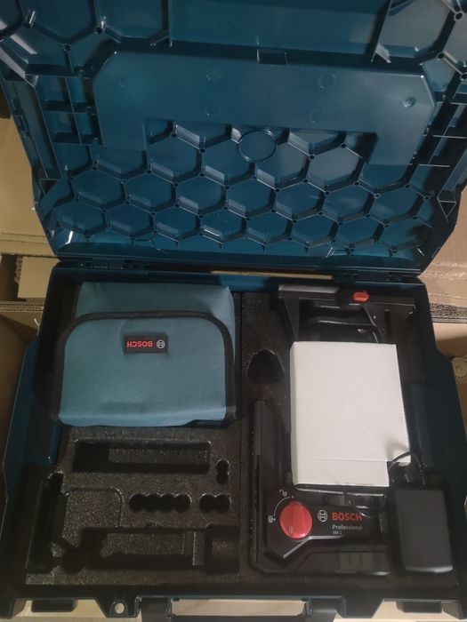 Nivela laser Bosch GLL 3-80 CG Nou 2025 ca și Hilti Dewalt Makita