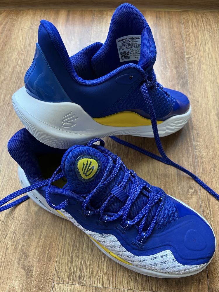 Curry 11 dub nation обувки