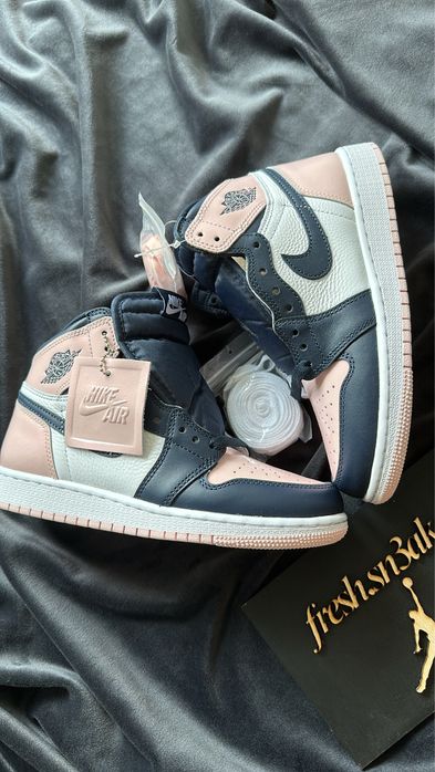 jordan 1 AJ1 atmosphere bubble gum (size 37/38)