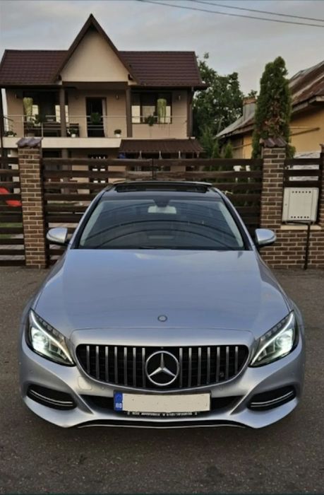 Mercedes-Benz C Propietar,Vopsea originala fara daune , Detin raport ITP valabil2 ani