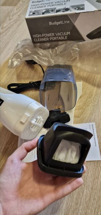 ‼️Aspirator Auto 12 Full Box Nou‼️ foarte ușor și puternic.