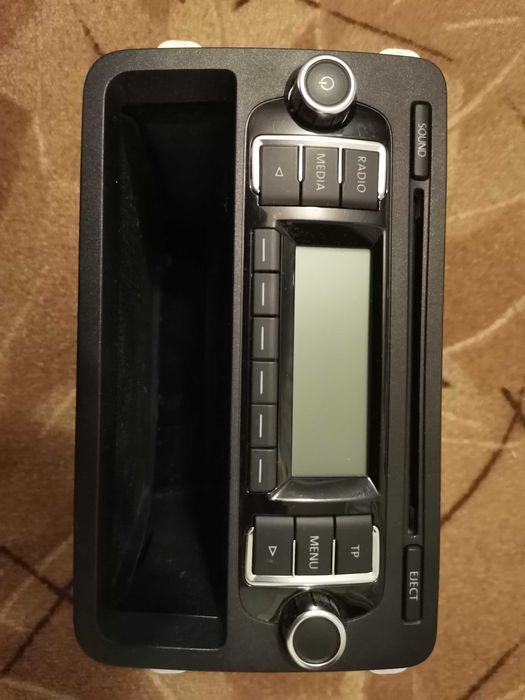 Vând două radio cd auto vw