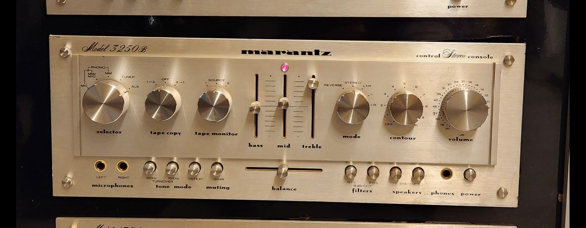 Marantz 3250b предусилвател.