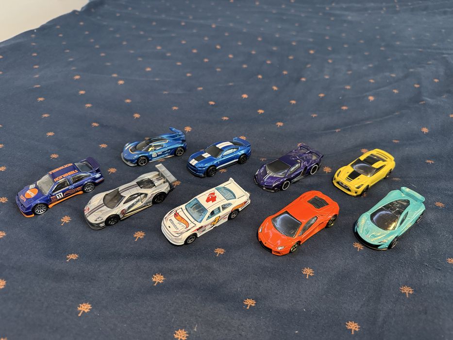 Hot Wheels колички