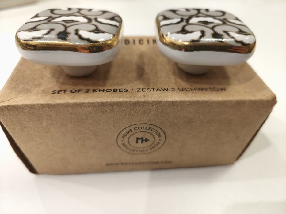 Порцеланови дръжки за мебели с цветни мотиви