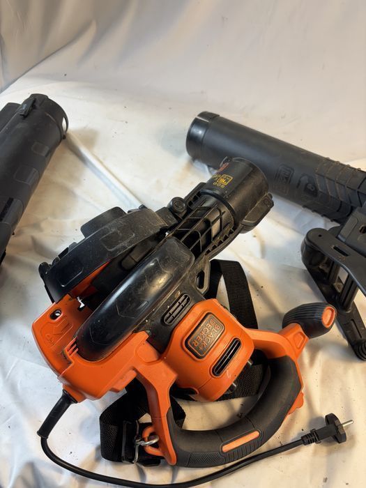 Aspirator profesional BLACK+DECKER 3000W pentru piese