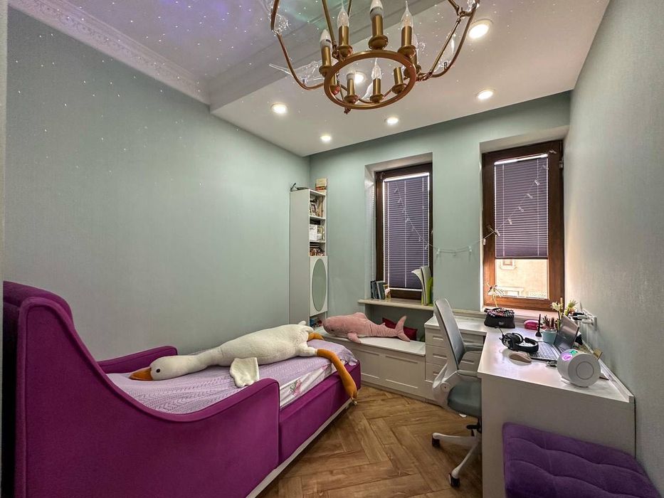 Продается 5-ти комнатная квартира в Жилом Комплексе Янги Дархан