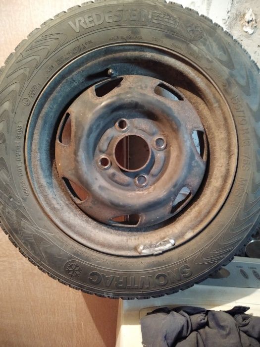 резервна гума с оригинална джанта за форд фиеста-пума- КА-155-13 цола-