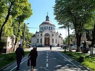 Vand 2 locuri de veci in Cimintirul Bellu