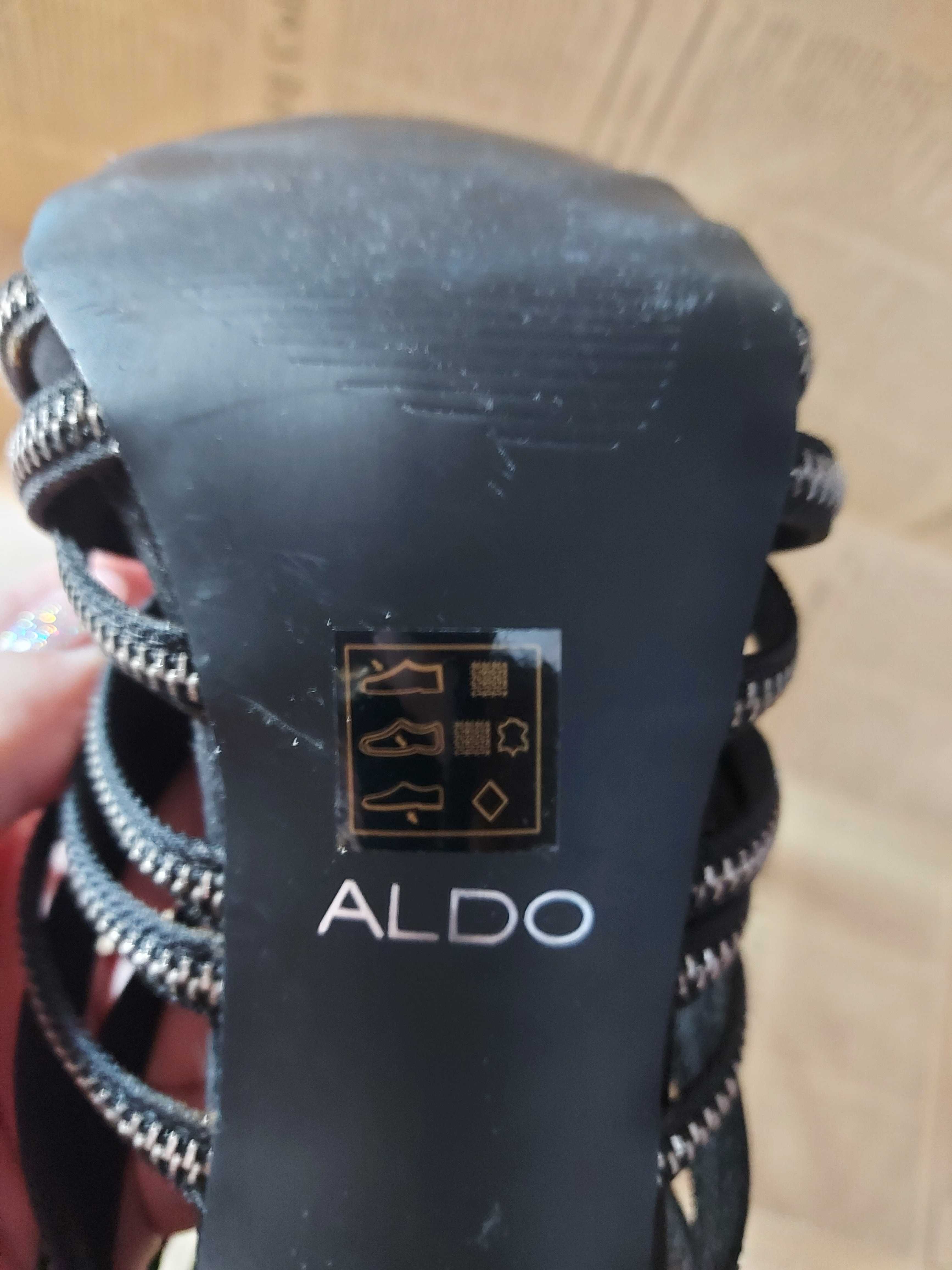 Sandale cu barete si toc Aldo, mărimea 39