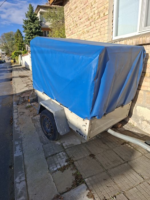 Продавам ремарке