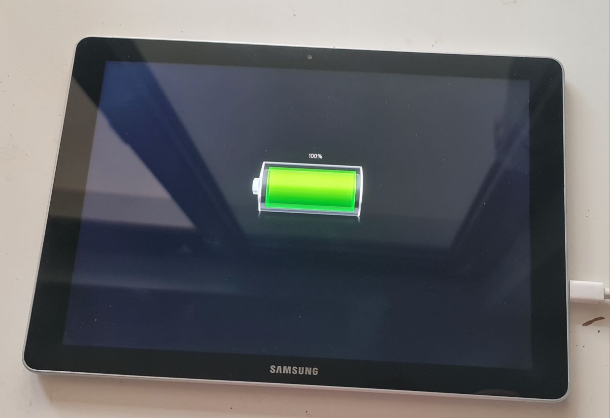 Tableta Samsung Galaxy Book 10.6  W620 Windows 10 bateria defecta dar