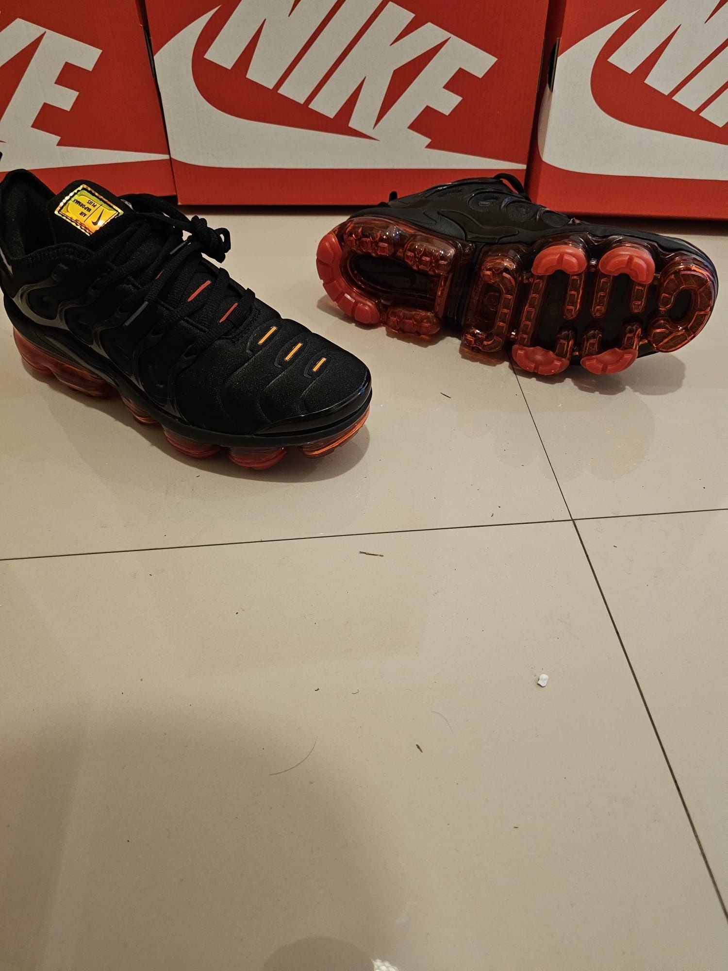 Nike Vapormax plus