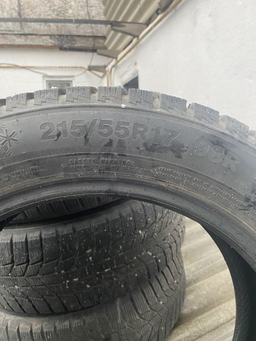 Продам зимние автошины 4 штуки почти новые , ездили 3 месяца!