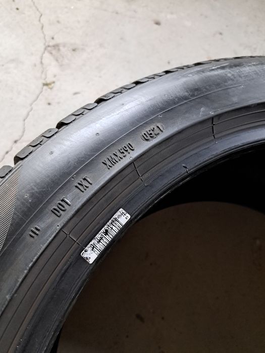 2 anvelope iarnă 285 40 r20 Pirelli